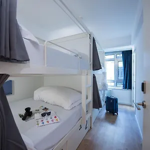 zkontrolujte dostupnost