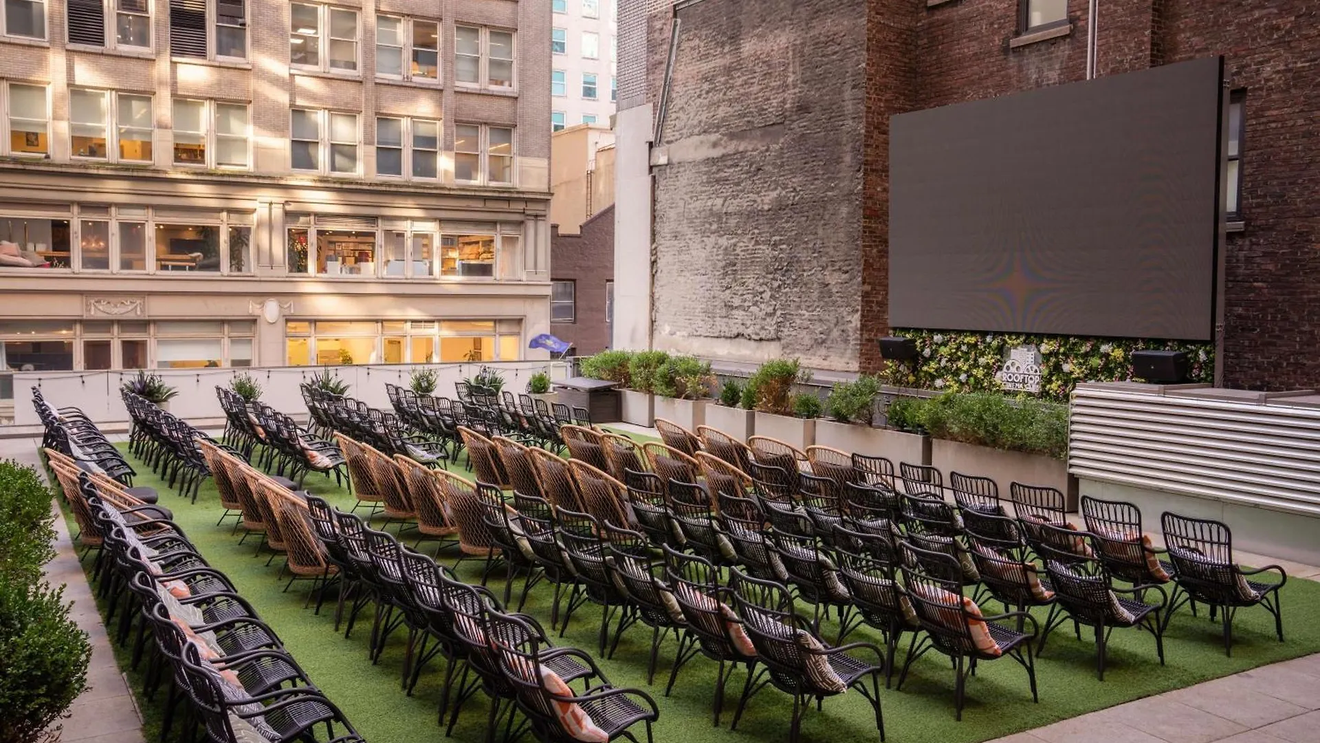 **** Hotel Embassy Suites By Hilton New York Manhattan Times Square United States